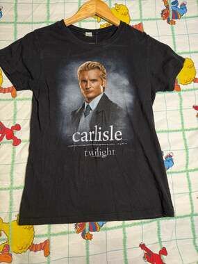 Vintage 2008 Twilight Carlisle Cullen Movie Graphic T-Shirt